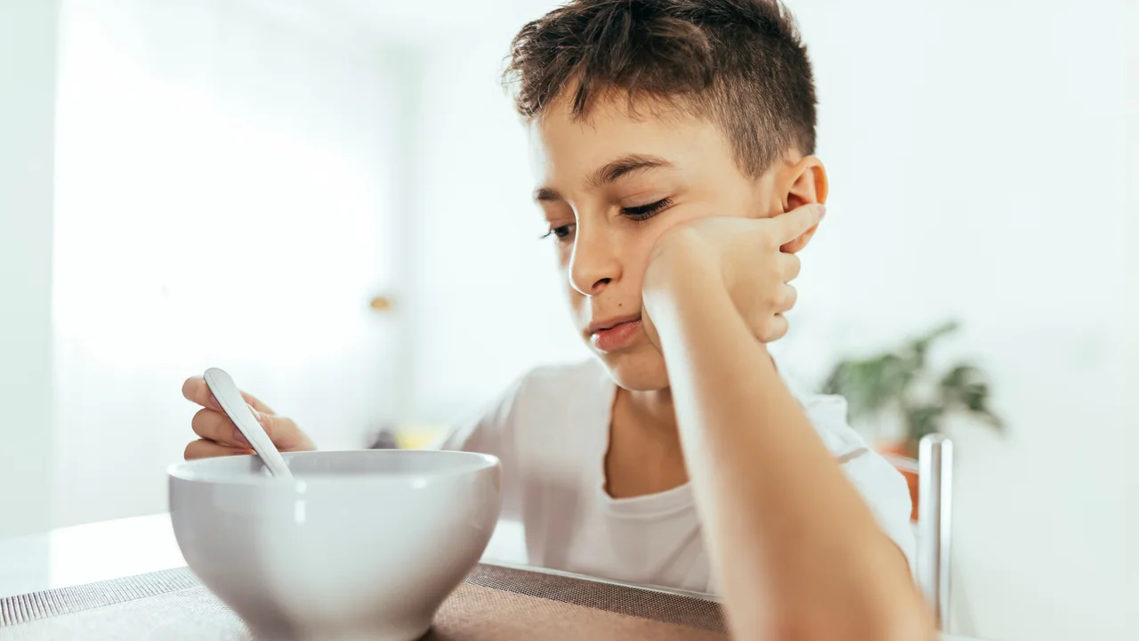 Illustration: Is Your Child Losing Appetite? Enlarged Adenoids Might Be the Hidden Reason